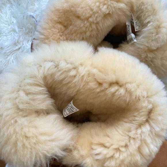 ✨UGG Bailey Button Boot | Chestnut Suede | Size 6 - Picture 7 of 8